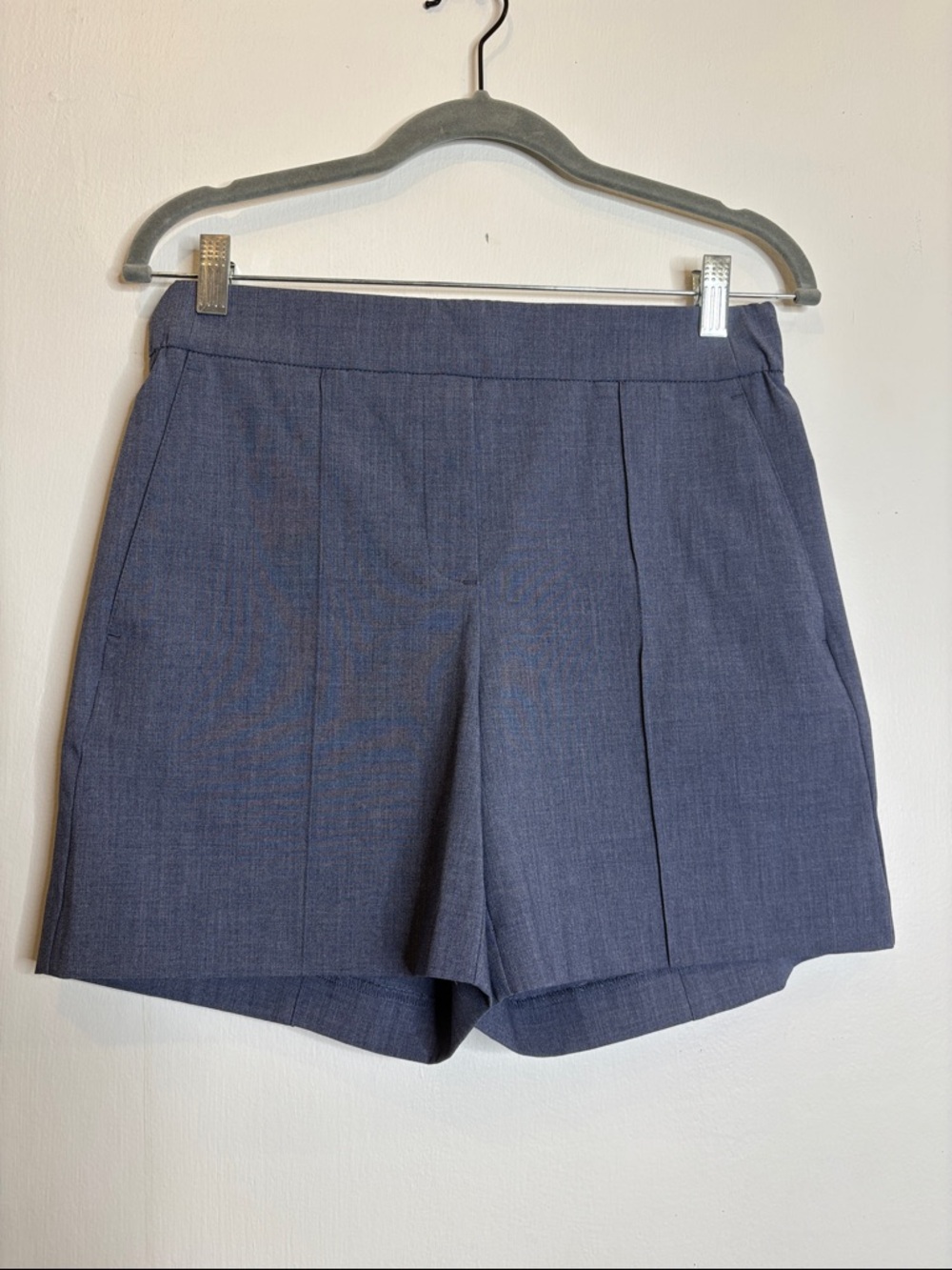 Ministry of Supply blue pocketed shorts